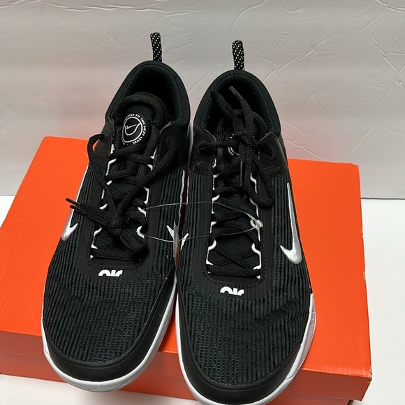 NWT Nike Zoom Court NXT HC Men’s Size 10 in Black/White. - Picture 2 of 9